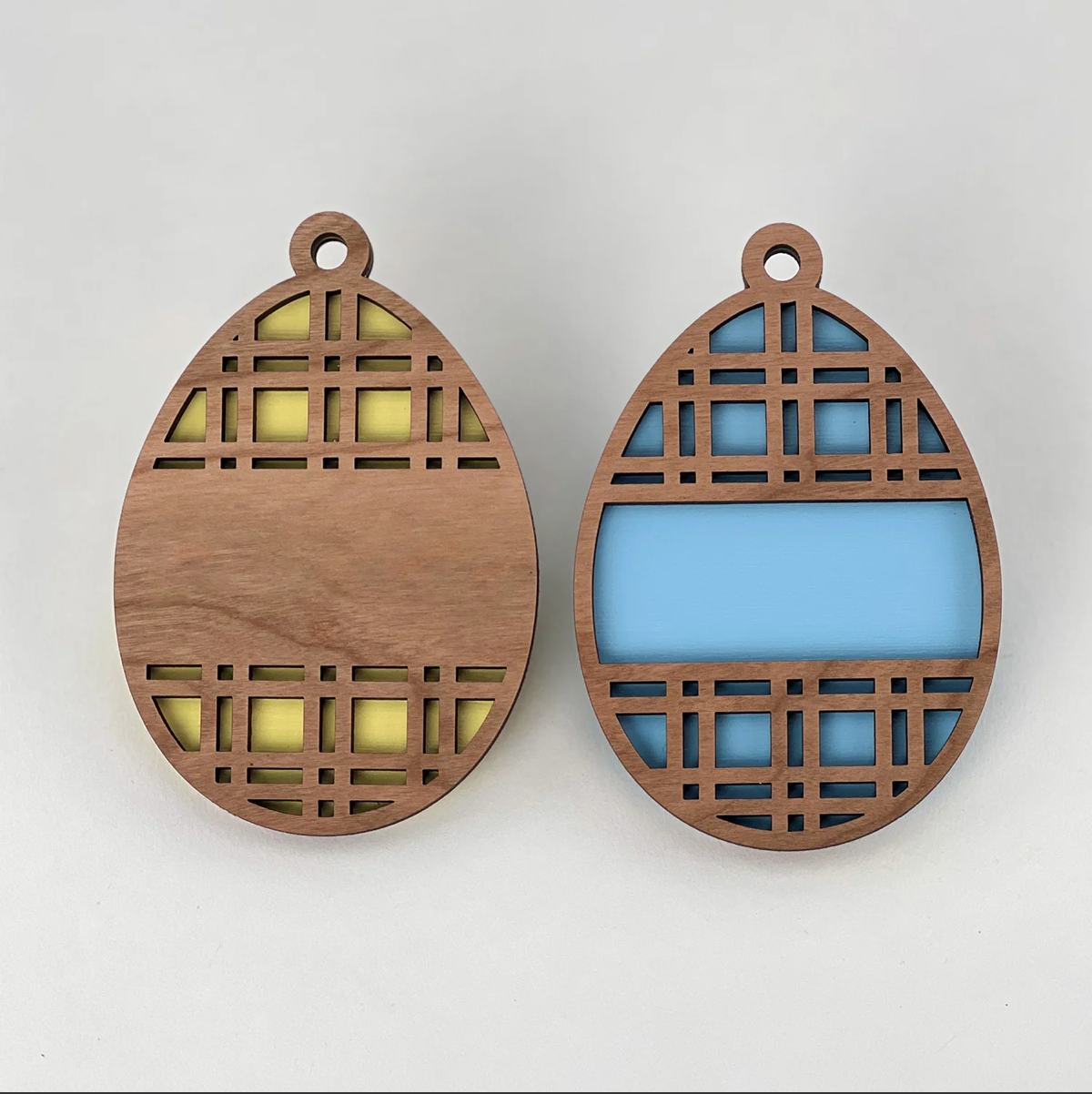 Double-Sided Wooden Plaid Egg Gift Tag *Personalized*
