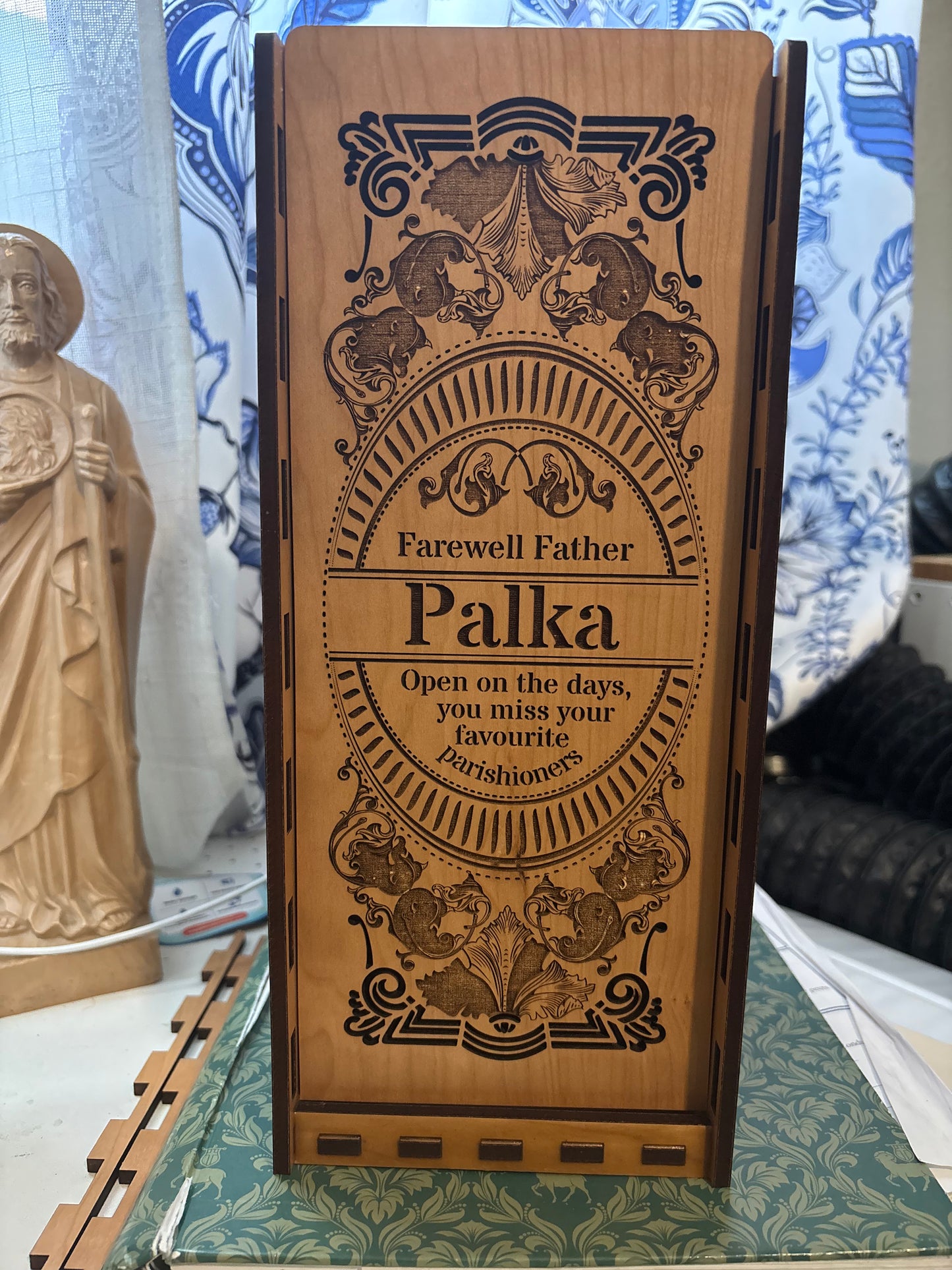Custom Wine & Liquor Boxes