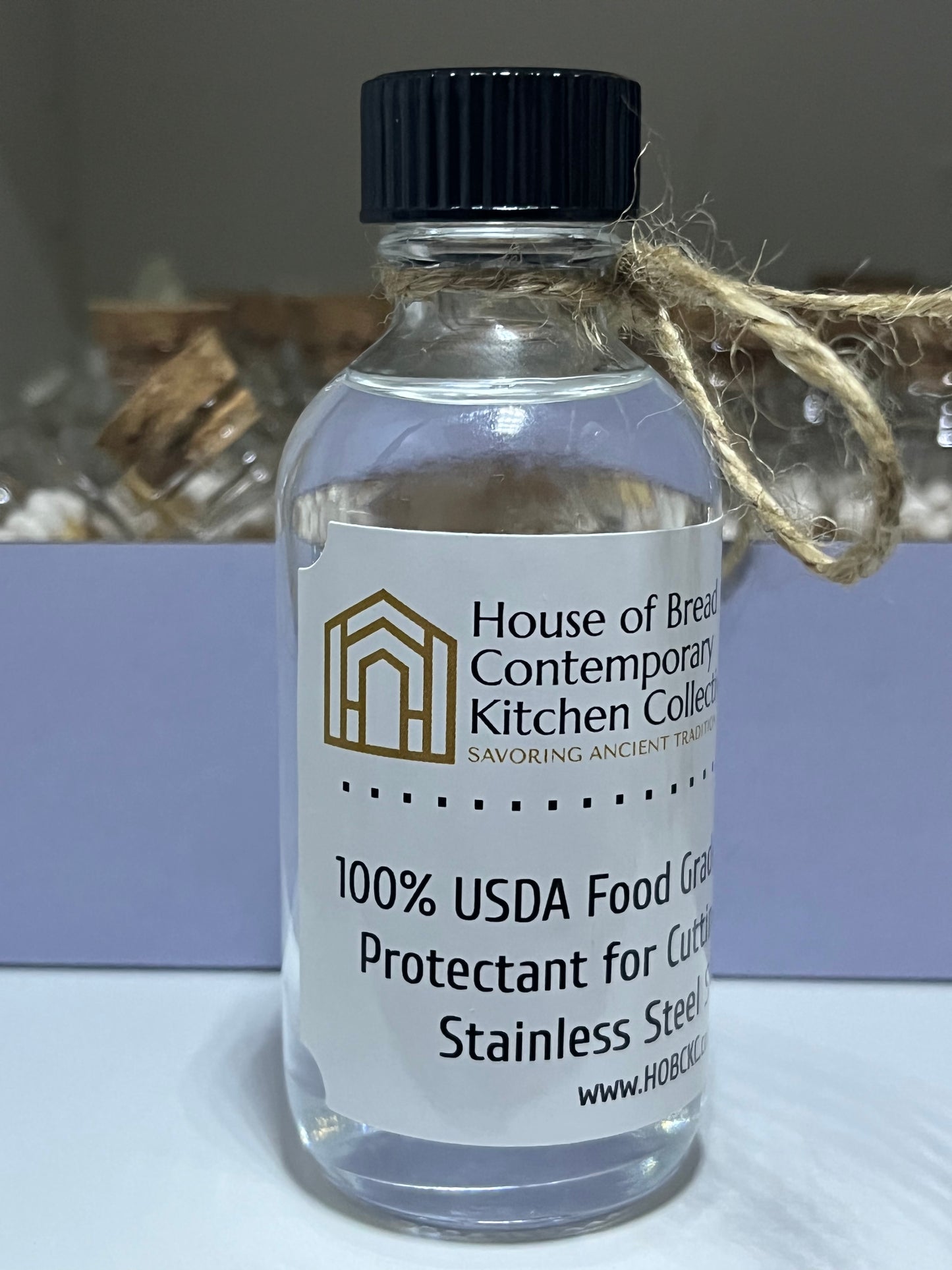 100% USDA Food Grade Mineral Oil Protectant for Cutting Boards & Stainless Steel Surfaces